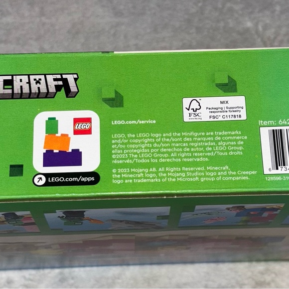 LEGO Minecraft Pink Axolotl Building Toy - Picture 9 of 9